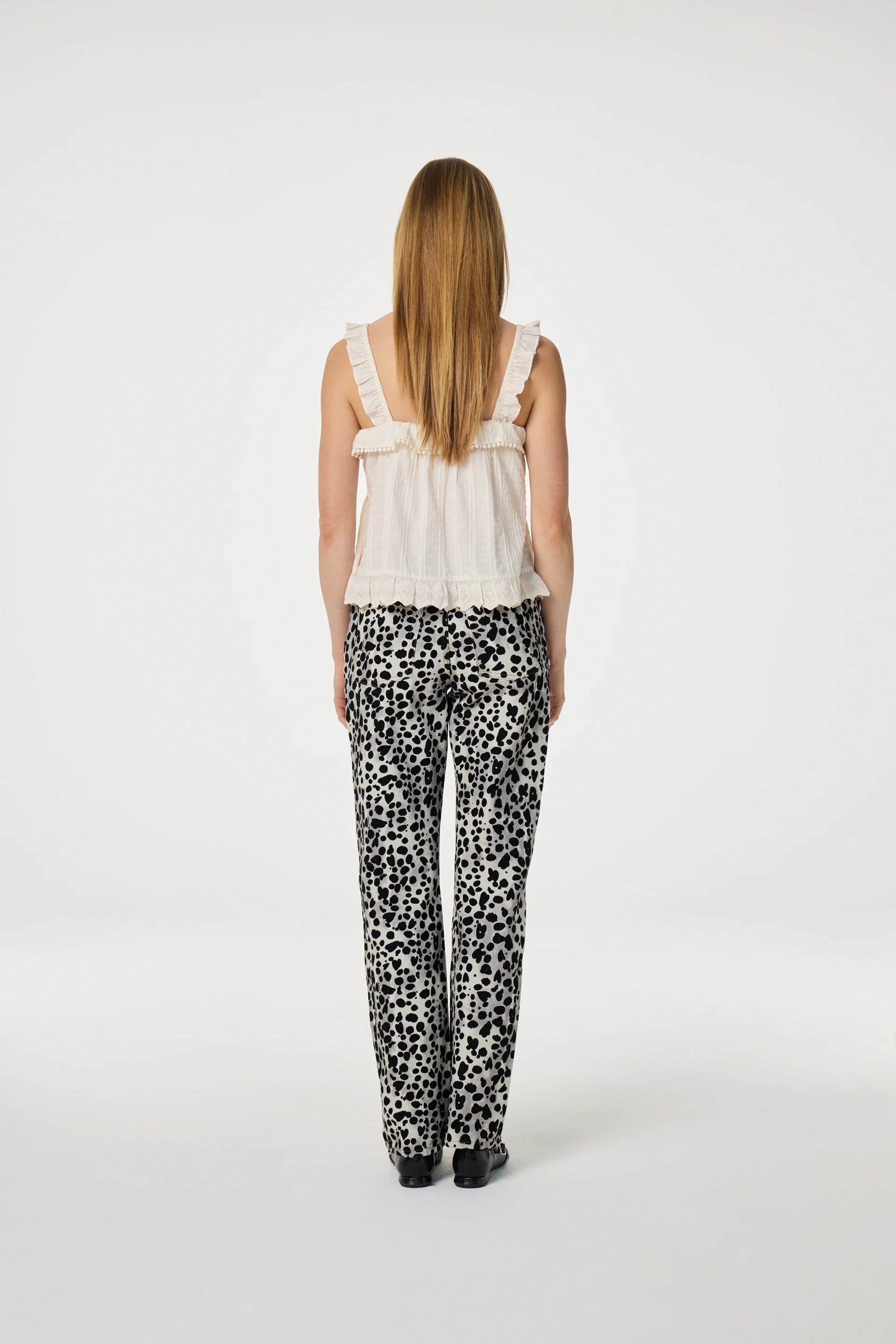 Marie Straight Leg Jeans | Cosy White - Image 3